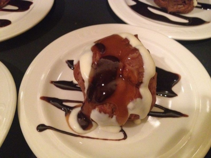 Dining 11